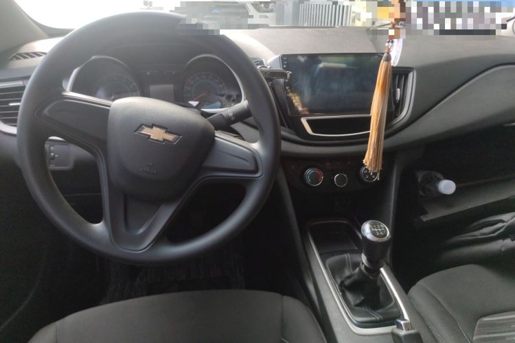 Used Chevrolet Cavalier 2016 1.5L Manual Enjoyment Edition Center Console