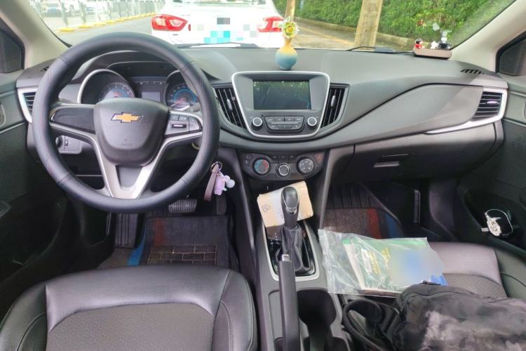 Used Chevrolet Cavalier 2016 1.5L Automatic Xinyue Edition Center Console