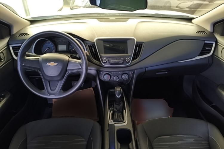 Used Chevrolet Cavalier 2016 1.5L Automatic Enjoyment Edition Center Console