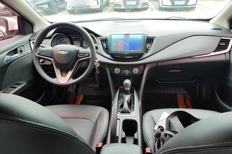 Used Chevrolet Cavalier 2016 1.5L Automatic Xinyue Edition Center Console