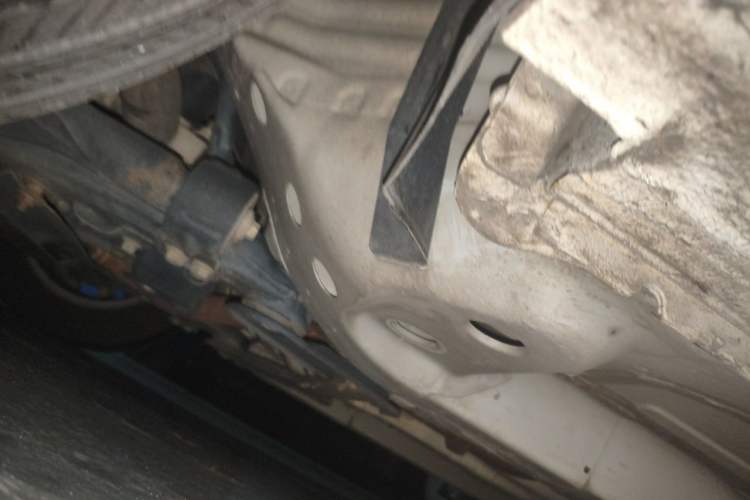 Used Chevrolet Cavalier 2016 1.5L Automatic Xinyue Edition Chassis Front Left