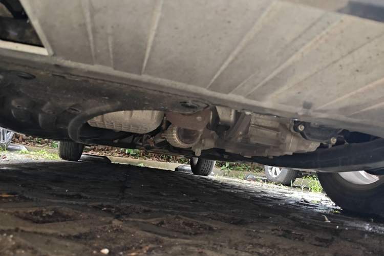 Used Chevrolet Cavalier 2016 1.5L Automatic Xinyue Edition Chassis Front