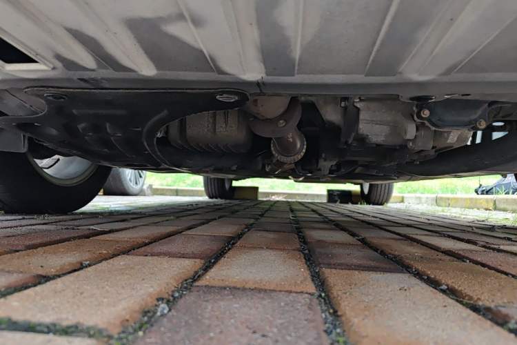 Used Chevrolet Cavalier 2016 1.5L Automatic Xinsong Edition Chassis Front