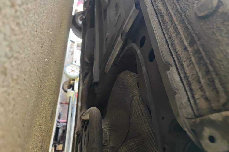 Used Chevrolet Cavalier 2016 1.5L Manual Enjoyment Edition Chassis Rear Left