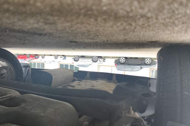 Used Chevrolet Cavalier 2016 1.5L Manual Xinyue Edition Chassis Rear Right