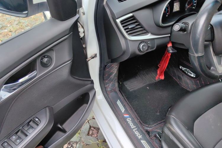 Used Chevrolet Cavalier 2016 1.5L Automatic Xinyue Edition Driver Seat