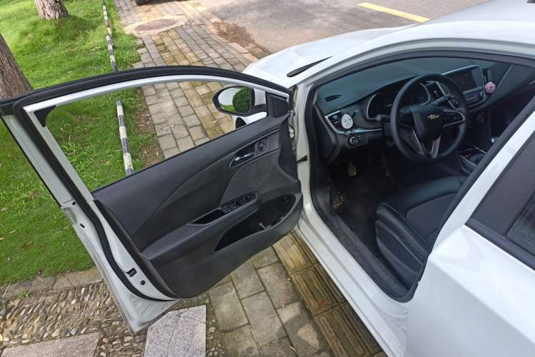Used Chevrolet Cavalier 2016 1.5L Manual Xinyue Edition Driver Seat