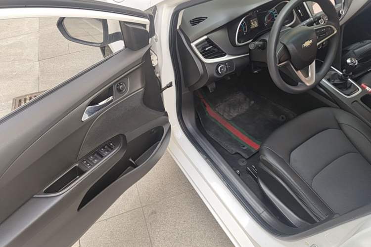 Used Chevrolet Cavalier 2016 1.5L Manual Xinyue Edition Driver Seat