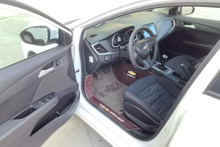 Used Chevrolet Cavalier 2016 1.5L Manual Enjoyment Edition Driver Seat
