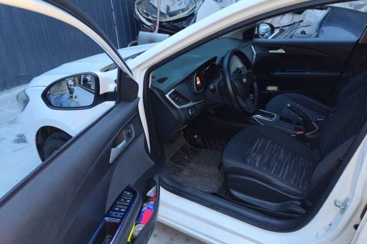 Used Chevrolet Cavalier 2016 1.5L Automatic Enjoyment Edition Driver Seat
