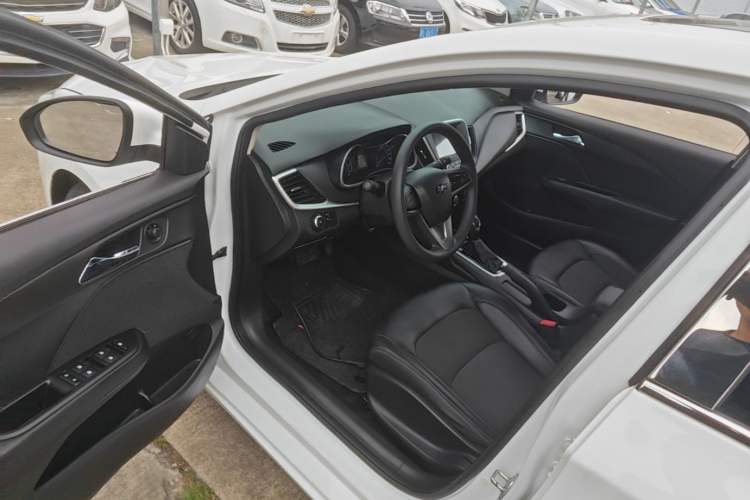 Used Chevrolet Cavalier 2016 1.5L Automatic Xinyue Edition Driver Seat