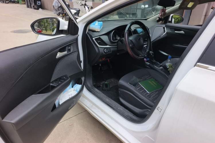 Used Chevrolet Cavalier 2016 1.5L Automatic Enjoyment Edition Driver Seat