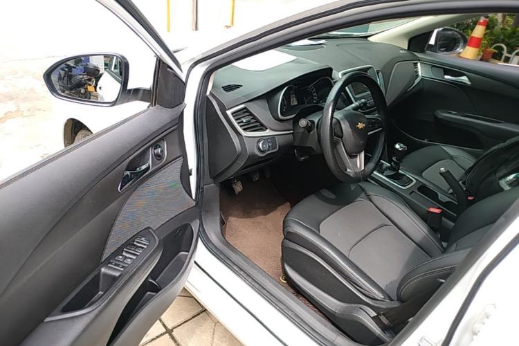 Used Chevrolet Cavalier 2016 1.5L Manual Xinyue Edition Driver Seat