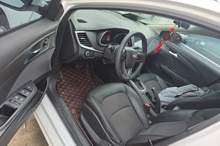 Used Chevrolet Cavalier 2016 1.5L Automatic Xinyue Edition Driver Seat