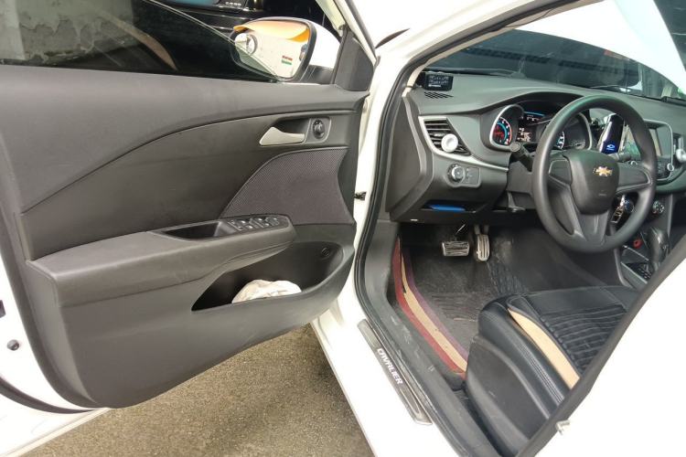 Used Chevrolet Cavalier 2016 1.5L Automatic Enjoyment Edition Driver Seat