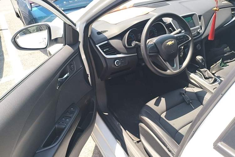 Used Chevrolet Cavalier 2016 1.5L Automatic Xinyue Edition Driver Seat