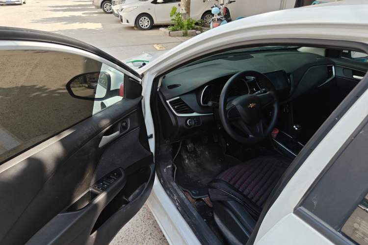 Used Chevrolet Cavalier 2016 1.5L Manual Enjoyment Edition Driver Seat