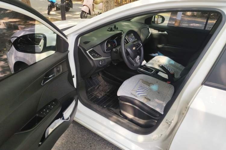 Used Chevrolet Cavalier 2016 1.5L Automatic Xinyue Edition Driver Seat