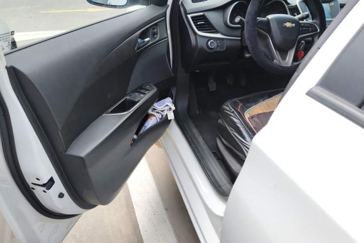 Used Chevrolet Cavalier 2016 1.5L Manual Xinyue Edition Driver Seat