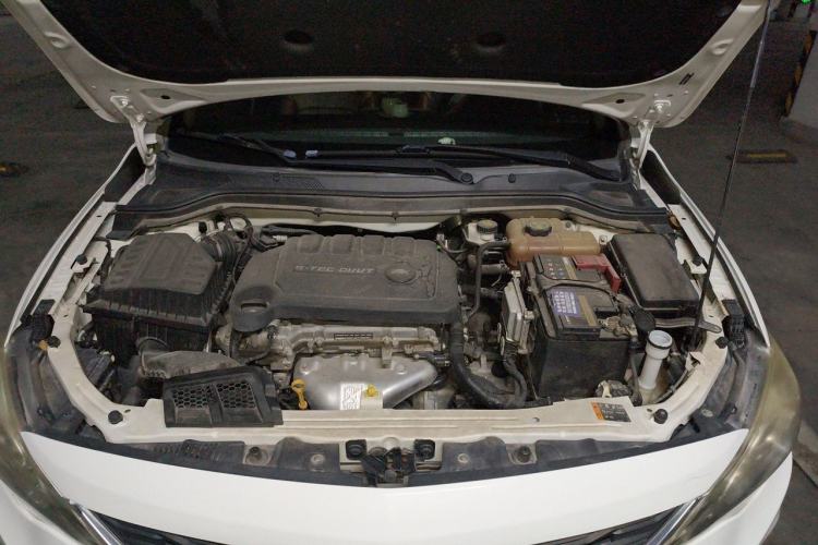 Used Chevrolet Cavalier 2016 1.5L Automatic Xinyue Edition Engine Bay