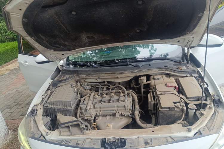 Used Chevrolet Cavalier 2016 1.5L Manual Xinyue Edition Engine Bay