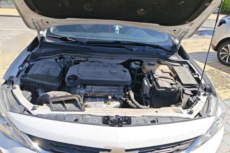 Used Chevrolet Cavalier 2016 1.5L Automatic Xinsong Edition Engine Bay