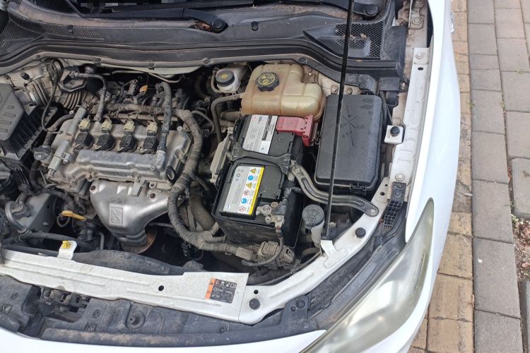 Used Chevrolet Cavalier 2016 1.5L Manual Xinyue Edition Engine Bay Left