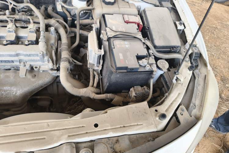 Used Chevrolet Cavalier 2016 1.5L Manual Xinyue Edition Engine Bay Left