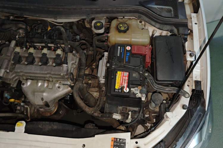 Used Chevrolet Cavalier 2016 1.5L Automatic Xinyue Edition Engine Bay Left