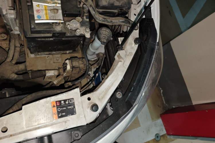 Used Chevrolet Cavalier 2016 1.5L Automatic Xinyue Edition Engine Bay Left