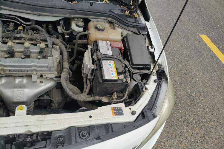 Used Chevrolet Cavalier 2016 1.5L Manual Xinyue Edition Engine Bay Left