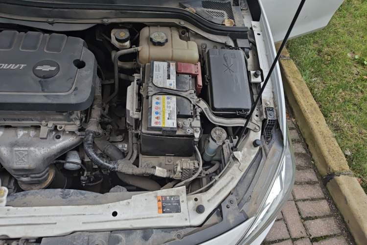 Used Chevrolet Cavalier 2016 1.5L Automatic Xinsong Edition Engine Bay Left