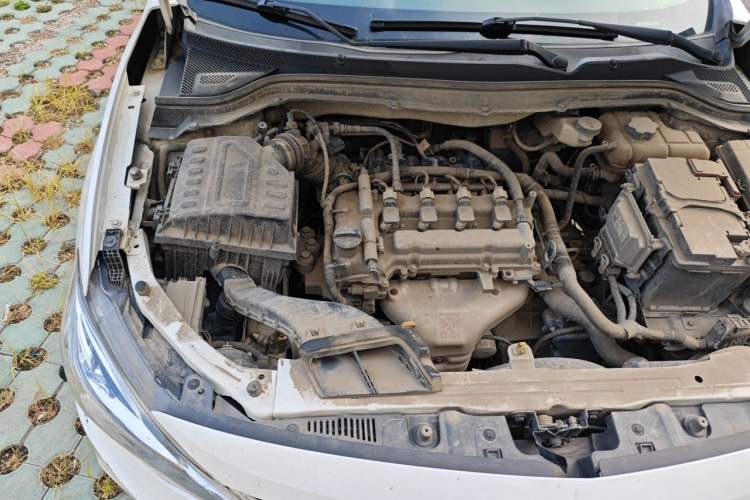 Used Chevrolet Cavalier 2016 1.5L Automatic Enjoyment Edition Engine Bay Right