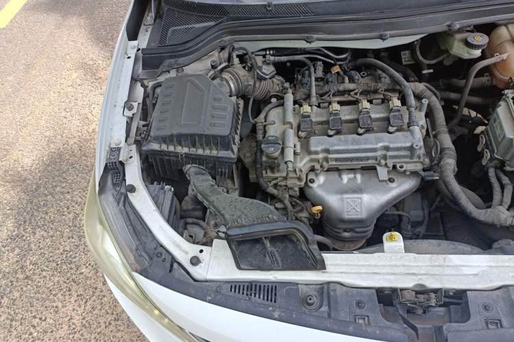 Used Chevrolet Cavalier 2016 1.5L Manual Xinyue Edition Engine Bay Right