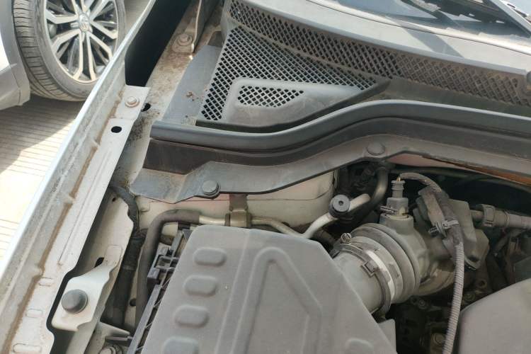Used Chevrolet Cavalier 2016 1.5L Automatic Enjoyment Edition Engine Bay Right