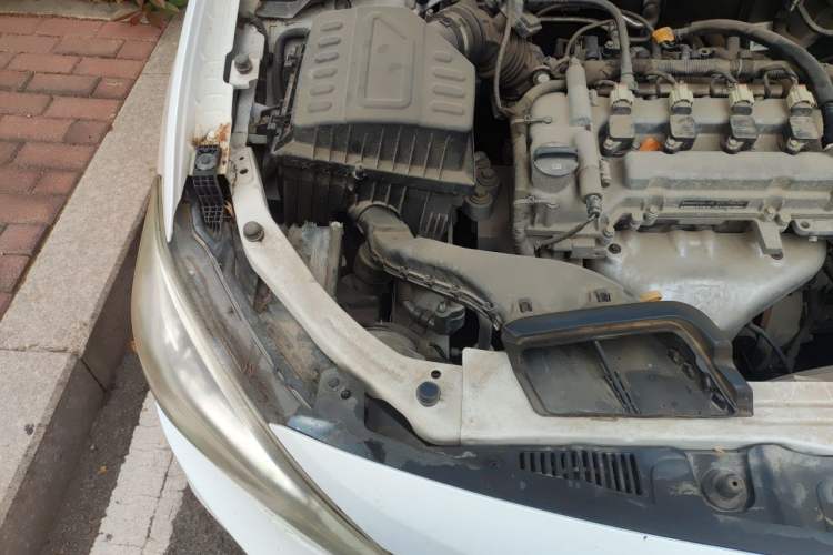 Used Chevrolet Cavalier 2016 1.5L Manual Enjoyment Edition Engine Bay Right