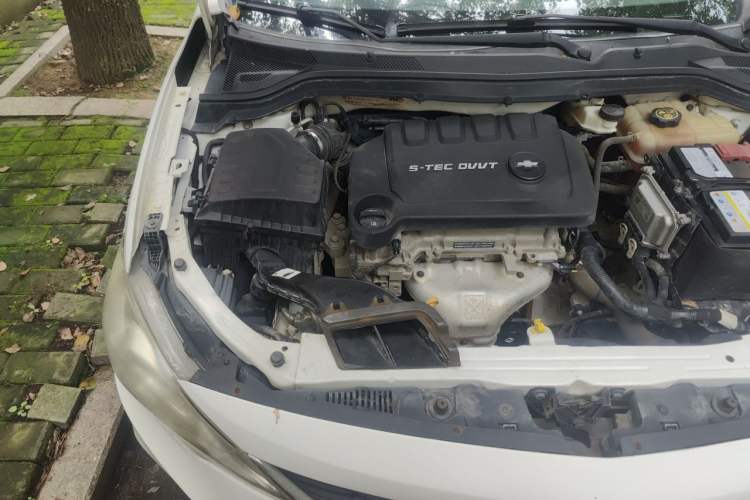 Used Chevrolet Cavalier 2016 1.5L Automatic Xinyue Edition Engine Bay Right