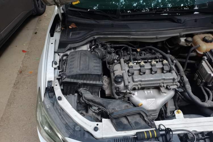 Used Chevrolet Cavalier 2016 1.5L Manual Enjoyment Edition Engine Bay Right