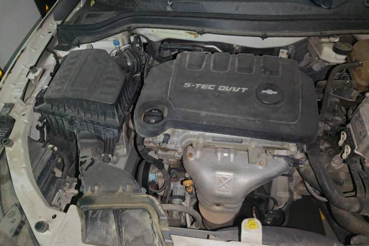 Used Chevrolet Cavalier 2016 1.5L Manual Xinyue Edition Engine Bay Right