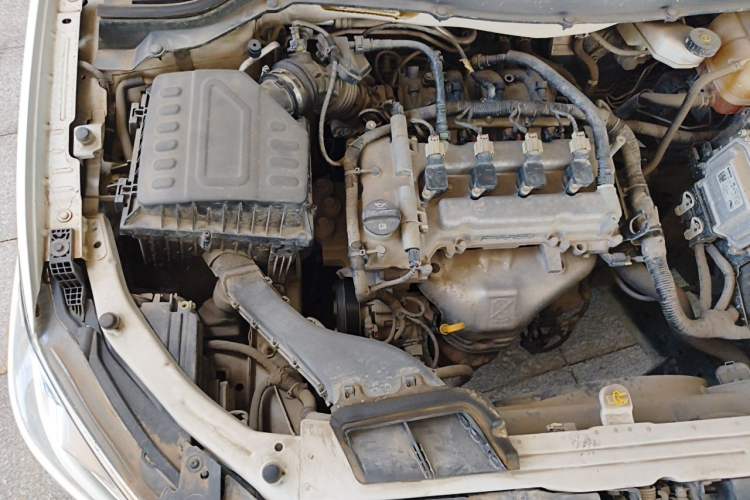 Used Chevrolet Cavalier 2016 1.5L Manual Xinyue Edition Engine Bay Right