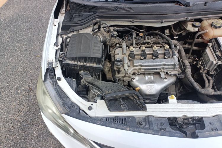 Used Chevrolet Cavalier 2016 1.5L Manual Xinyue Edition Engine Bay Right