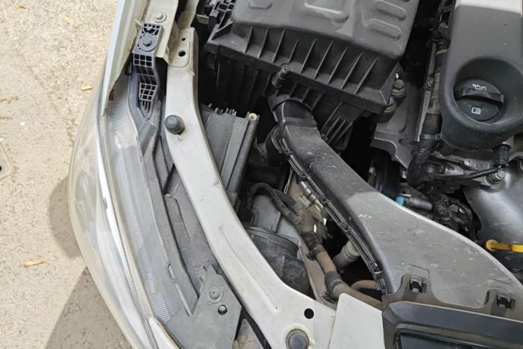 Used Chevrolet Cavalier 2016 1.5L Automatic Enjoyment Edition Engine Bay Right