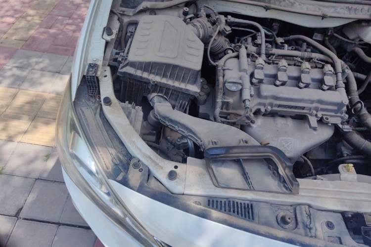 Used Chevrolet Cavalier 2016 1.5L Automatic Xinyue Edition Engine Bay Right