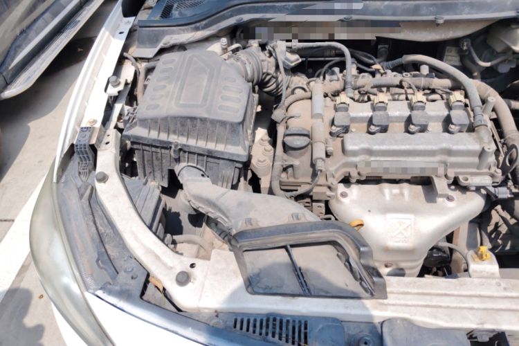 Used Chevrolet Cavalier 2016 1.5L Manual Xinyue Edition Engine Bay Right