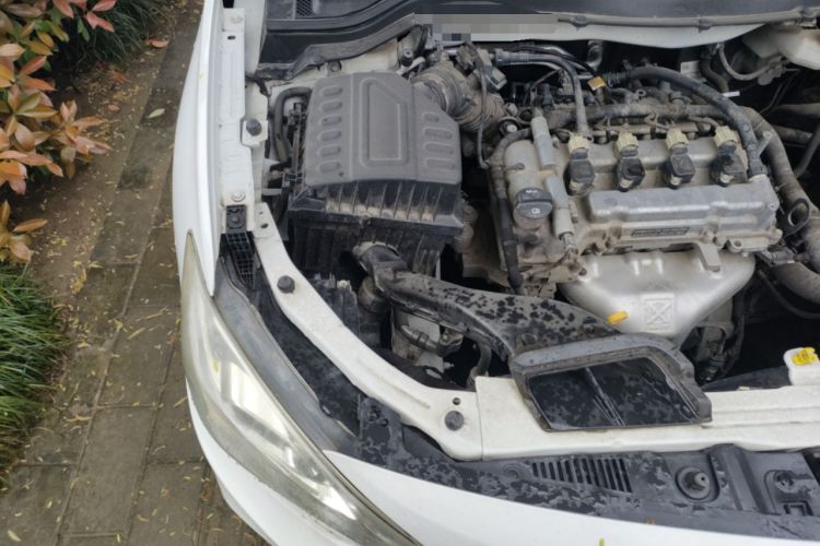 Used Chevrolet Cavalier 2016 1.5L Manual Xinyue Edition Engine Bay Right