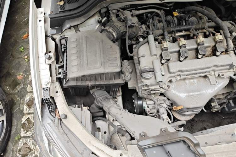 Used Chevrolet Cavalier 2016 1.5L Automatic Xinyue Edition Engine Bay Right