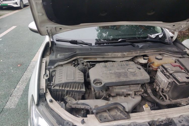 Used Chevrolet Cavalier 2016 1.5L Automatic Xinsong Edition Engine Bay Right