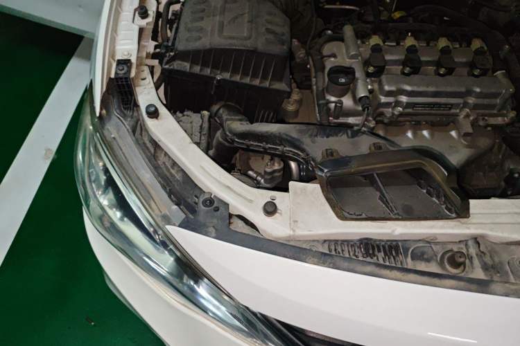 Used Chevrolet Cavalier 2016 1.5L Automatic Xinyue Edition Engine Bay Right