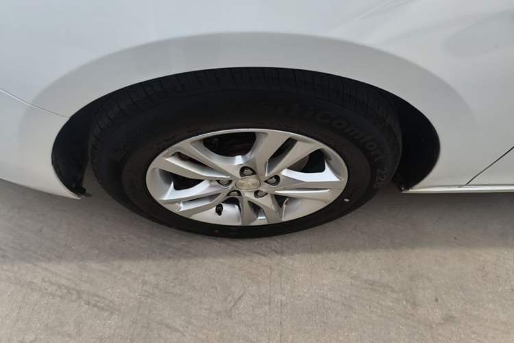 Used Chevrolet Cavalier 2016 1.5L Automatic Xinyue Edition Exterior 4