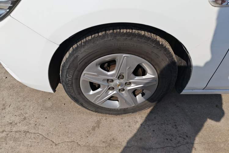 Used Chevrolet Cavalier 2016 1.5L Automatic Enjoyment Edition Exterior 4
